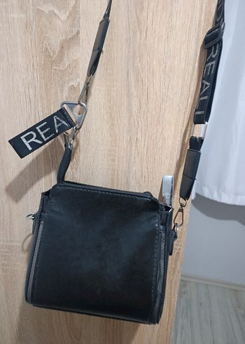 Siyah Deri Kadın Omuz Çantası REA - Görsel 3