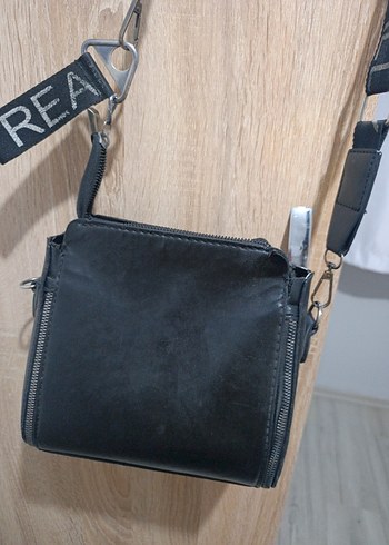 Siyah Deri Kadın Omuz Çantası REA - Görsel 5