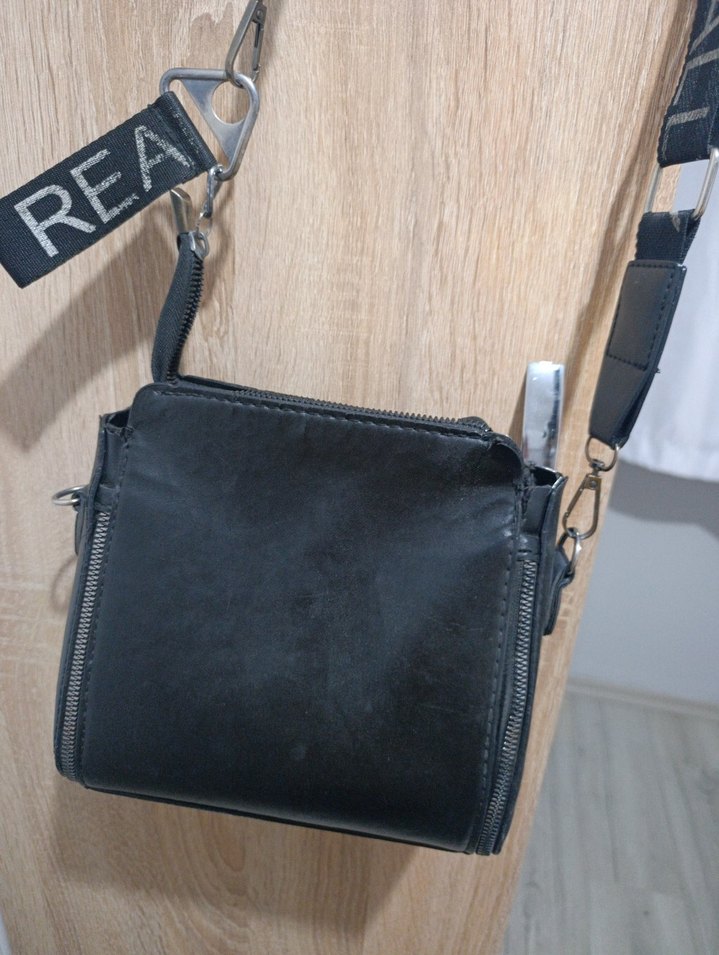 Siyah Deri Kadın Omuz Çantası REA - Görsel 5