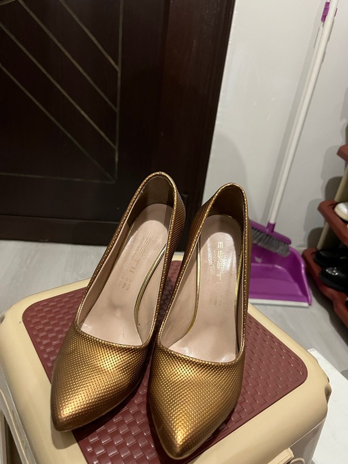 Altın Renkli Yılan Desenli Stiletto - Görsel 5