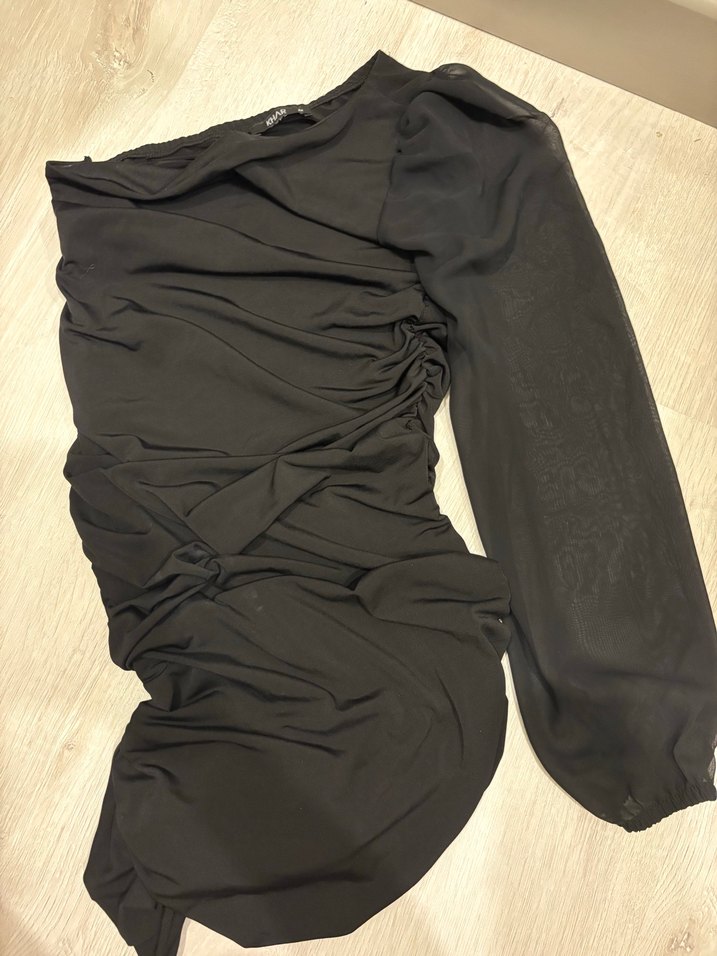 Tek Omuz Uzun Kollu Siyah Mini Elbise - Görsel 2