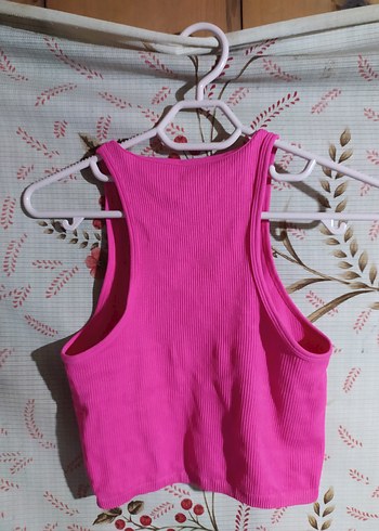 Pembe Yüksek Yakalı Kolsuz Crop Top - Görsel 3