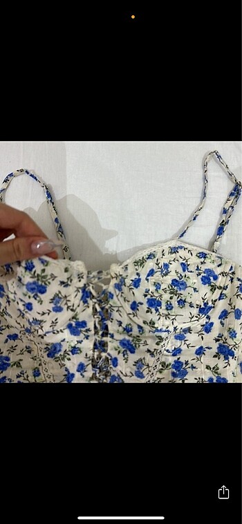 xs Beden Bershka çiçekli crop