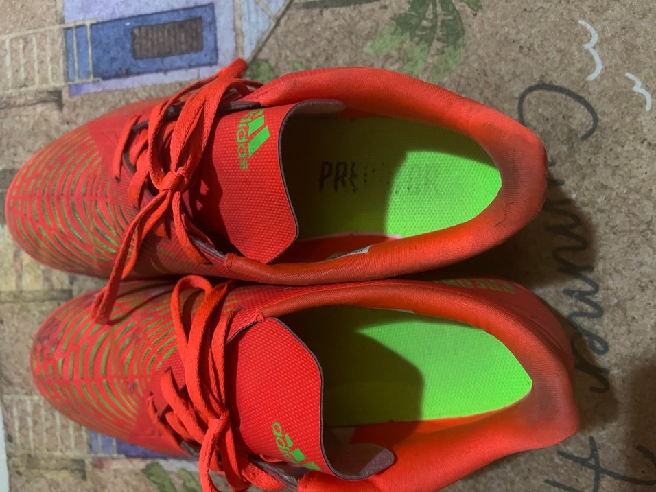 Kırmızı Adidas Erkek Futbol Ayakkabısı - Görsel 2