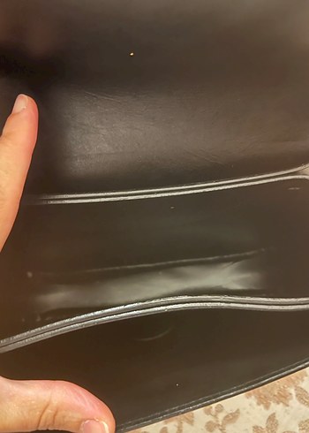 Klasik Şıklık Parisian Siyah Deri Çapraz Çanta - Görsel 3