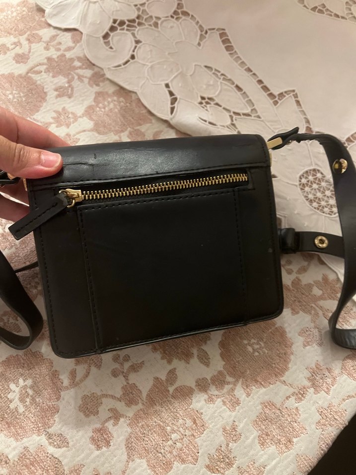 Klasik Siyah Deri Tokalı Kadın Çanta - Görsel 5