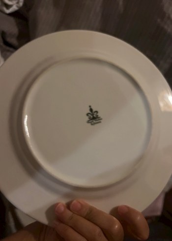 Diğer Beyaz Parlak Baskılı Klasik Tabak