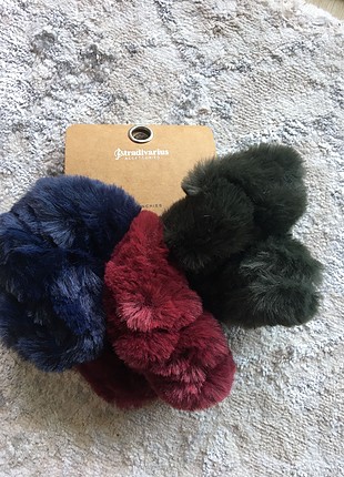 Stradivarius Peluş Toka