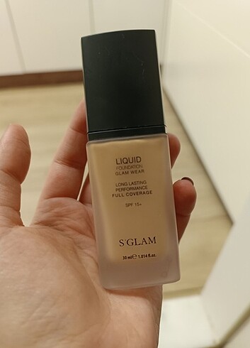 S'GLAM FONDÖTEN MEDİUM SPF 15