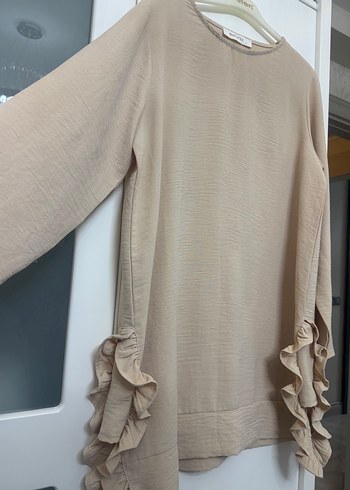 40 Beden Bej Kadın Uzun Kollu Fırfırlı Keten Tunik