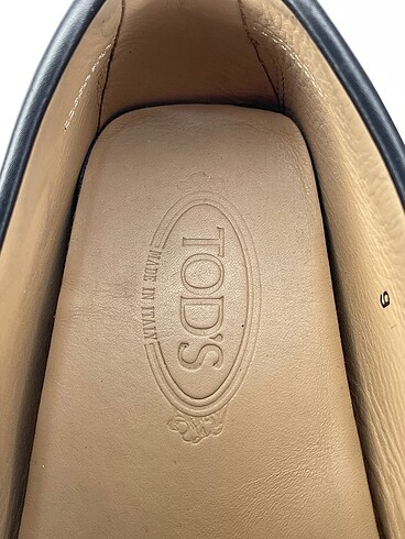 42,5 Beden siyah Renk Tod's Loafer %70 İndirimli.