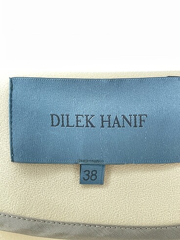 38 Beden çeşitli Renk Dilek Hanif Takım Elbise %70 İndirimli.