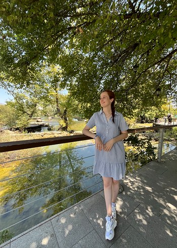 Mavi Batik Desenli Kot Midi Elbise - Görsel 2