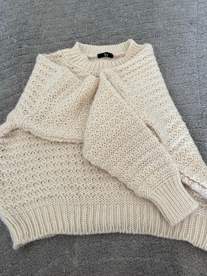 Beyaz Örgü Kadın Kazak - Görsel 2