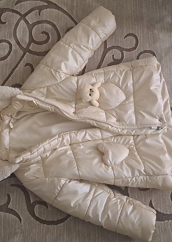 Kızlar için Beyaz Kürklü Kapüşonlu Mont - Görsel 2