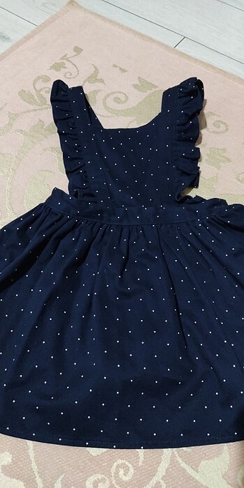 İki elbise 90 TL zara ve LCW kız çocuk elbise