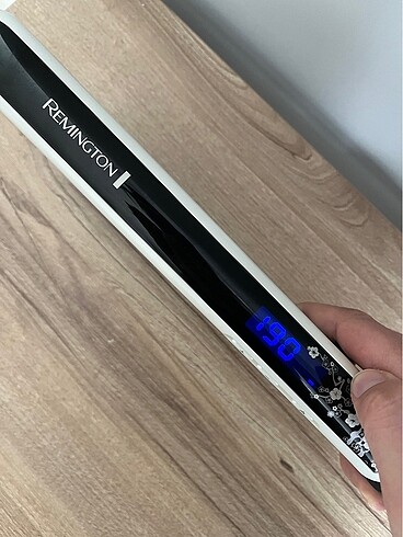 Remington Remington saç düzleştirici ve saç maşası
