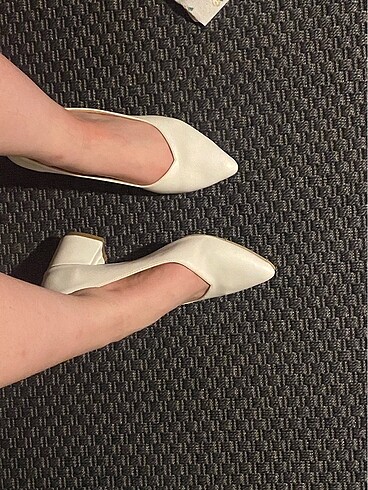 beyaz topuklu ayakkabı - Görsel 2