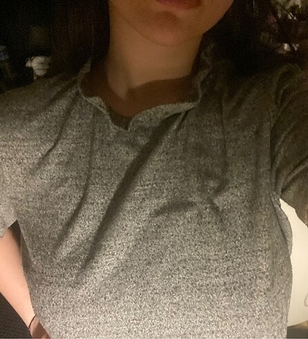 fırfır yakalı tişört - Görsel 2