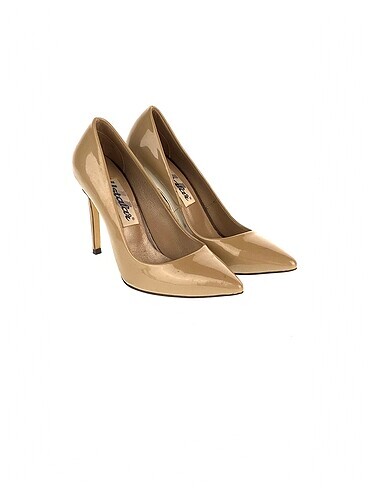Diğer PreLoved Stiletto %70 İndirimli.