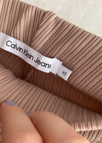 Calvin Klein Bej Kadın Pilili Uzun Pantolon