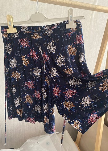 Bohem Tarz Midi Bağcıklı Şort - Görsel 2