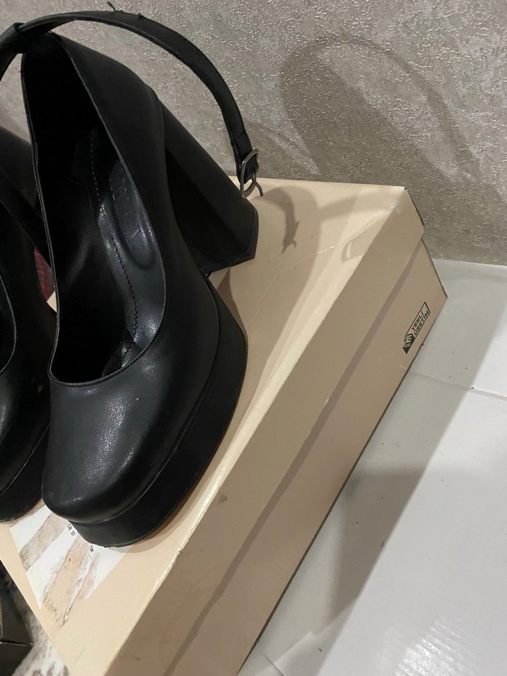 Siyah Platform Topuklu Kadın Ayakkabı - Görsel 2