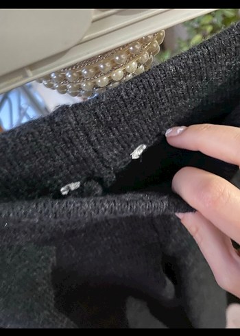 Siyah Rahat Kesim Uzun Pantolon - Görsel 3