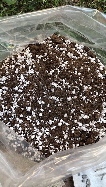 40 LT Meşhur YK3 İthal Torf % Perlit