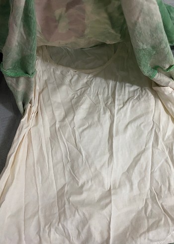 Yeşil Batik Desenli Takım - Görsel 6