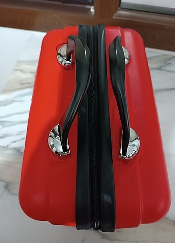 Beden Makyaj çantası