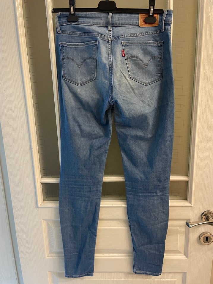 Levis Kadın Dar Kesim Normal Boy Jean - Görsel 2