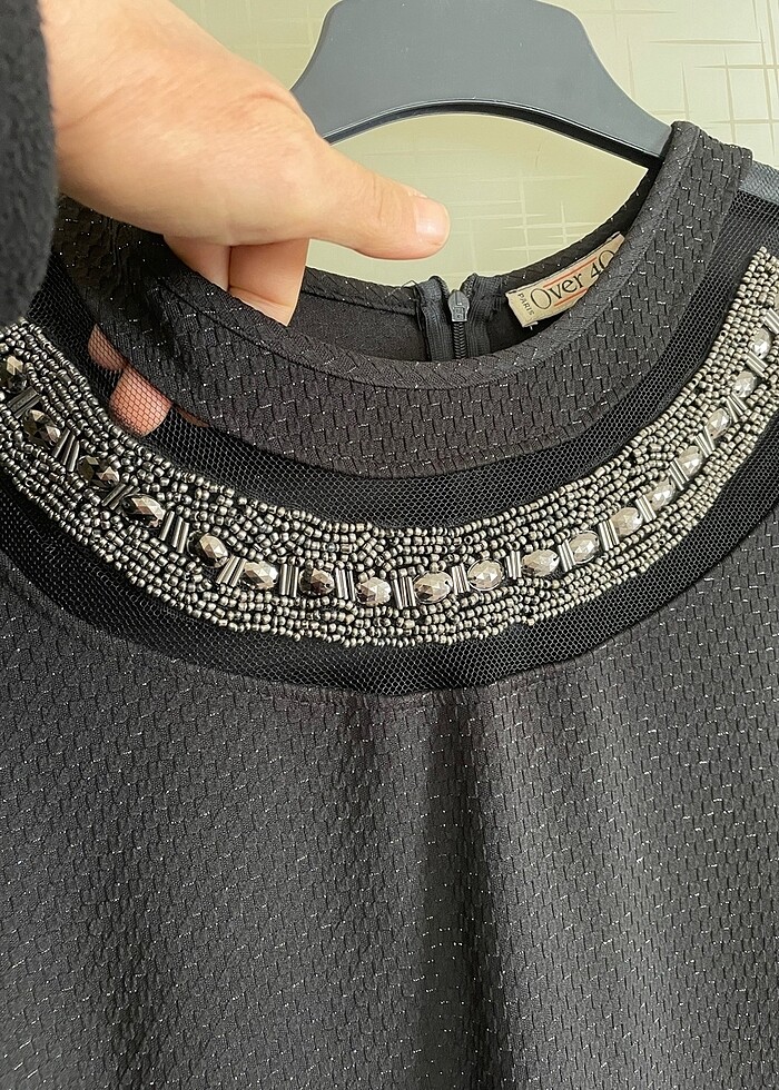 Yaka tül ve taş detaylı Gece Elbisesi - Görsel 3