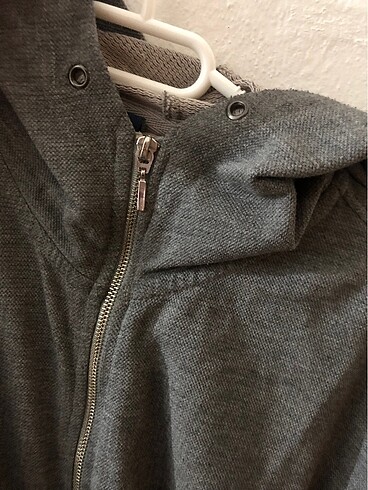 Fermuarlı kapşonlu sweat