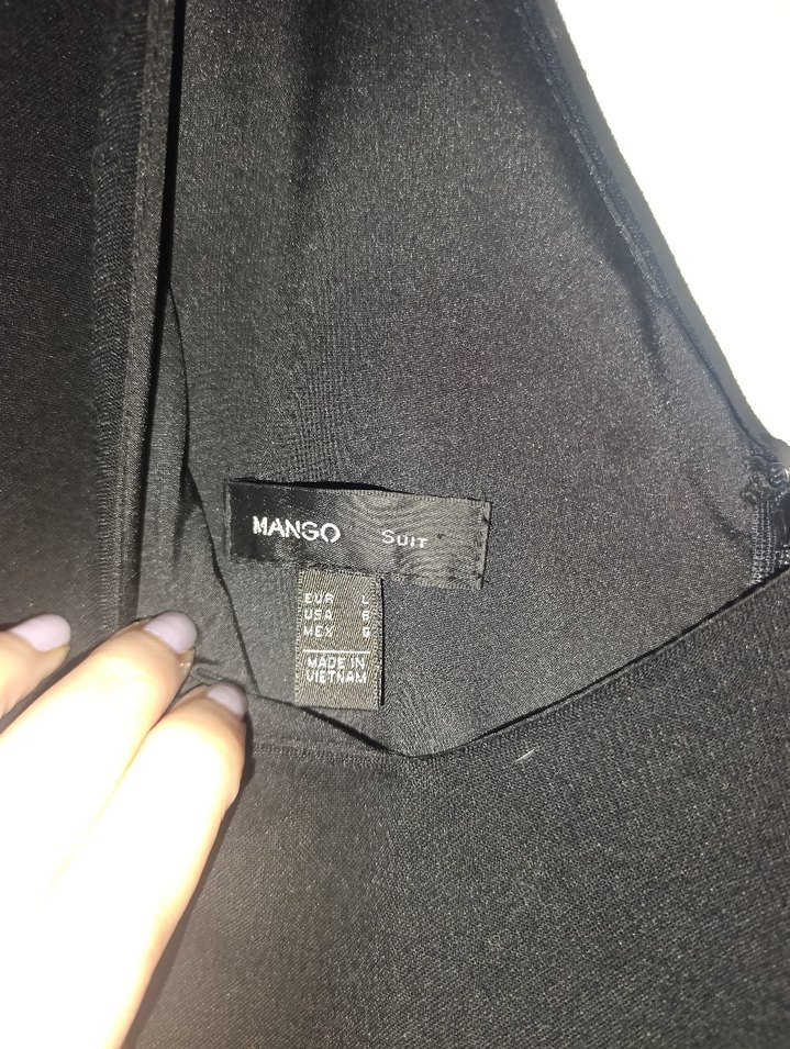 mango siyah v yaka kolsuz elbise - Görsel 3