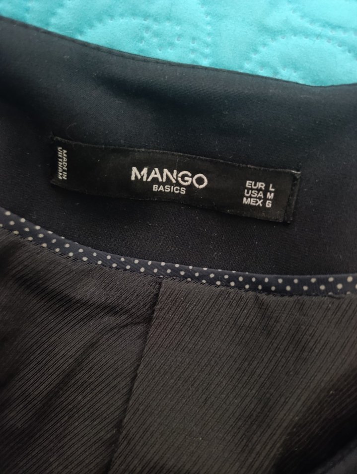 mango siyah dugmesiz ceket - Görsel 3