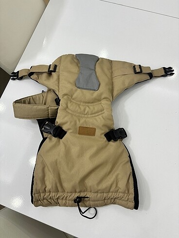 Baby plus merry kanguru