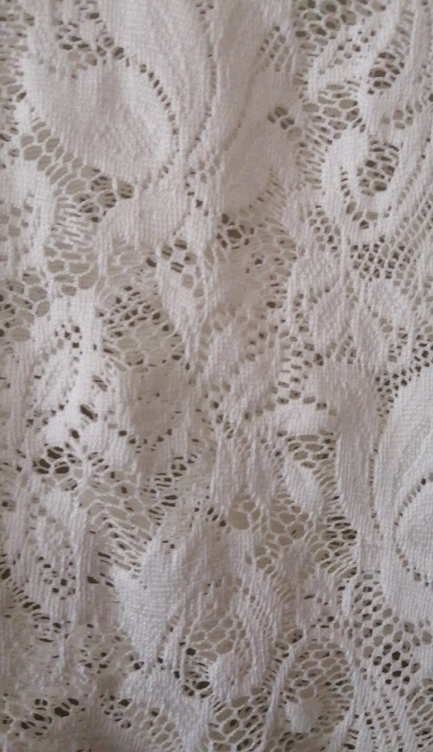 Dantel Detaylı Beyaz Kolsuz Bluz - Görsel 2