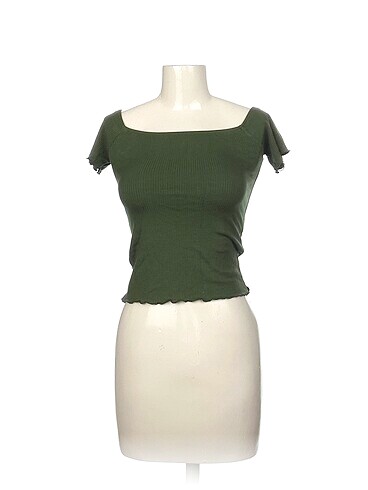 Stradivarius Bluz %70 İndirimli.