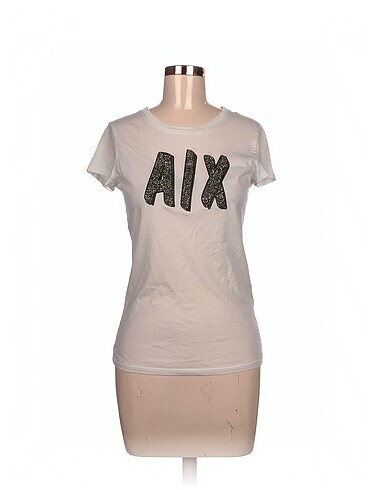 Armani T-shirt %70 İndirimli.