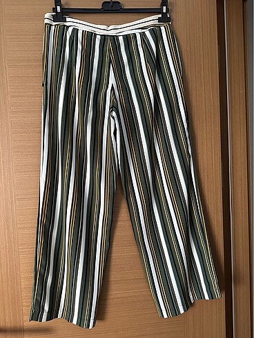 Dökümlü şık crop pantolon