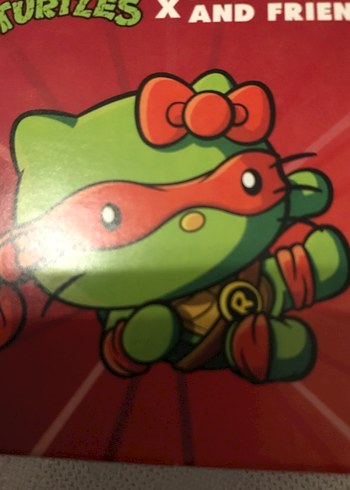  Renkli Hello Kitty x Ninja Kaplumbağalar Figürü