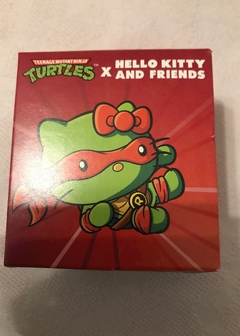 Renkli Hello Kitty x Ninja Kaplumbağalar Figürü