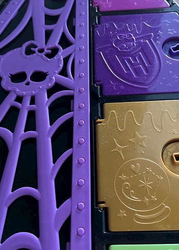 Monsther high dolabı - Görsel 6