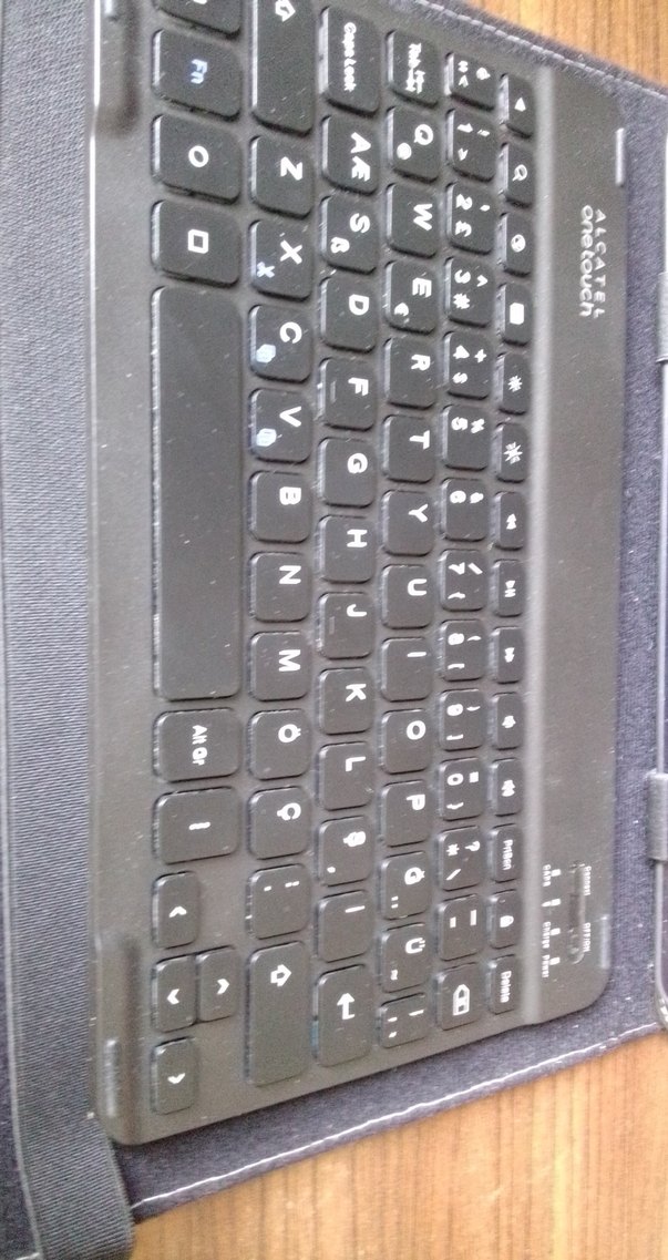 Siyah Alcatel Tablet Klavyesi - Görsel 3
