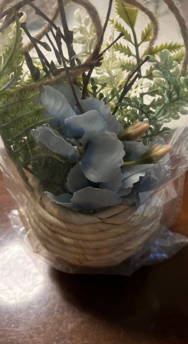 Mavi Yapay Çiçekli Hasır Saksı - Görsel 2