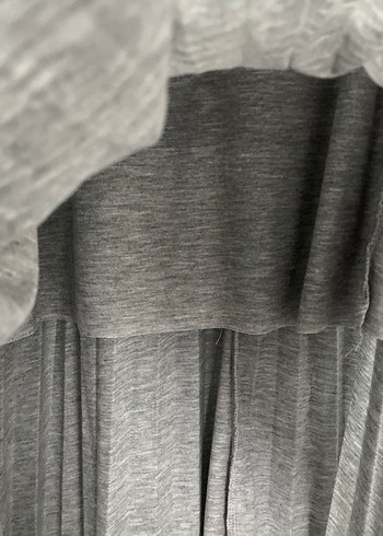 Gri Renkli Uzun Pilili Kadın Etek - Görsel 4