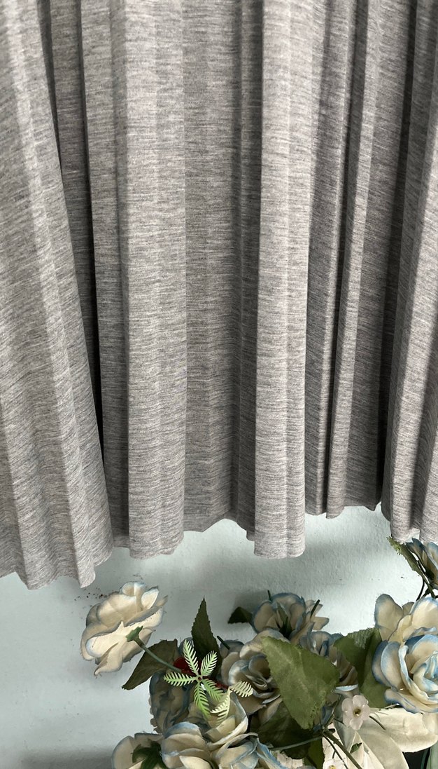 Gri Renkli Uzun Pilili Kadın Etek - Görsel 3