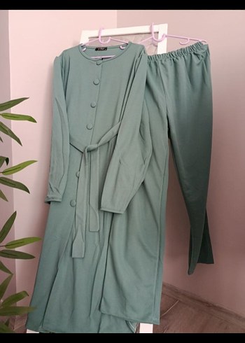 Turkuaz Düğmeli Uzun Kadın Takım M - Görsel 2