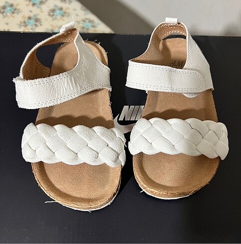 23 Beden H&m sandalet